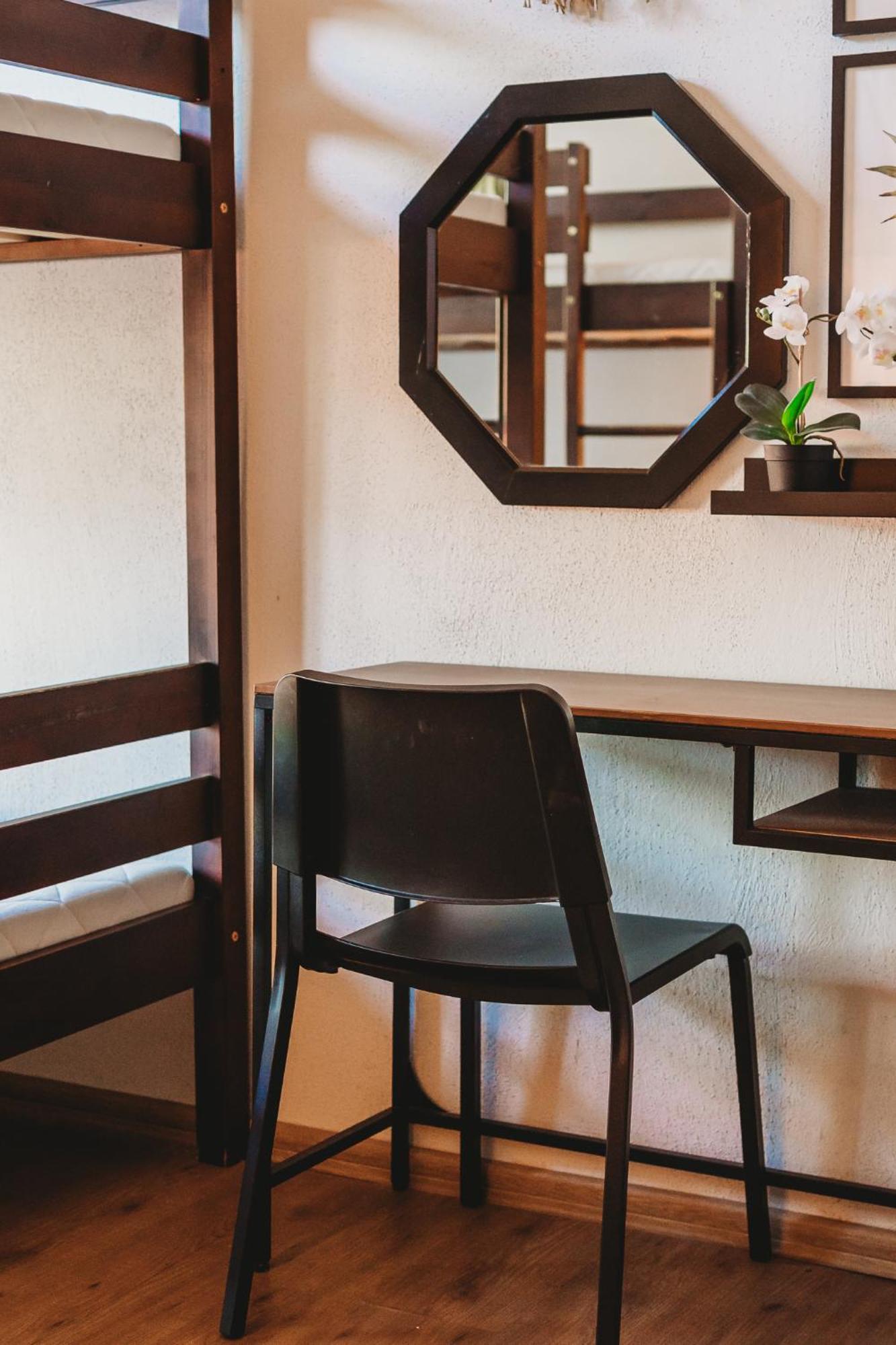 Hostel 16eur - Fat Margaret's *